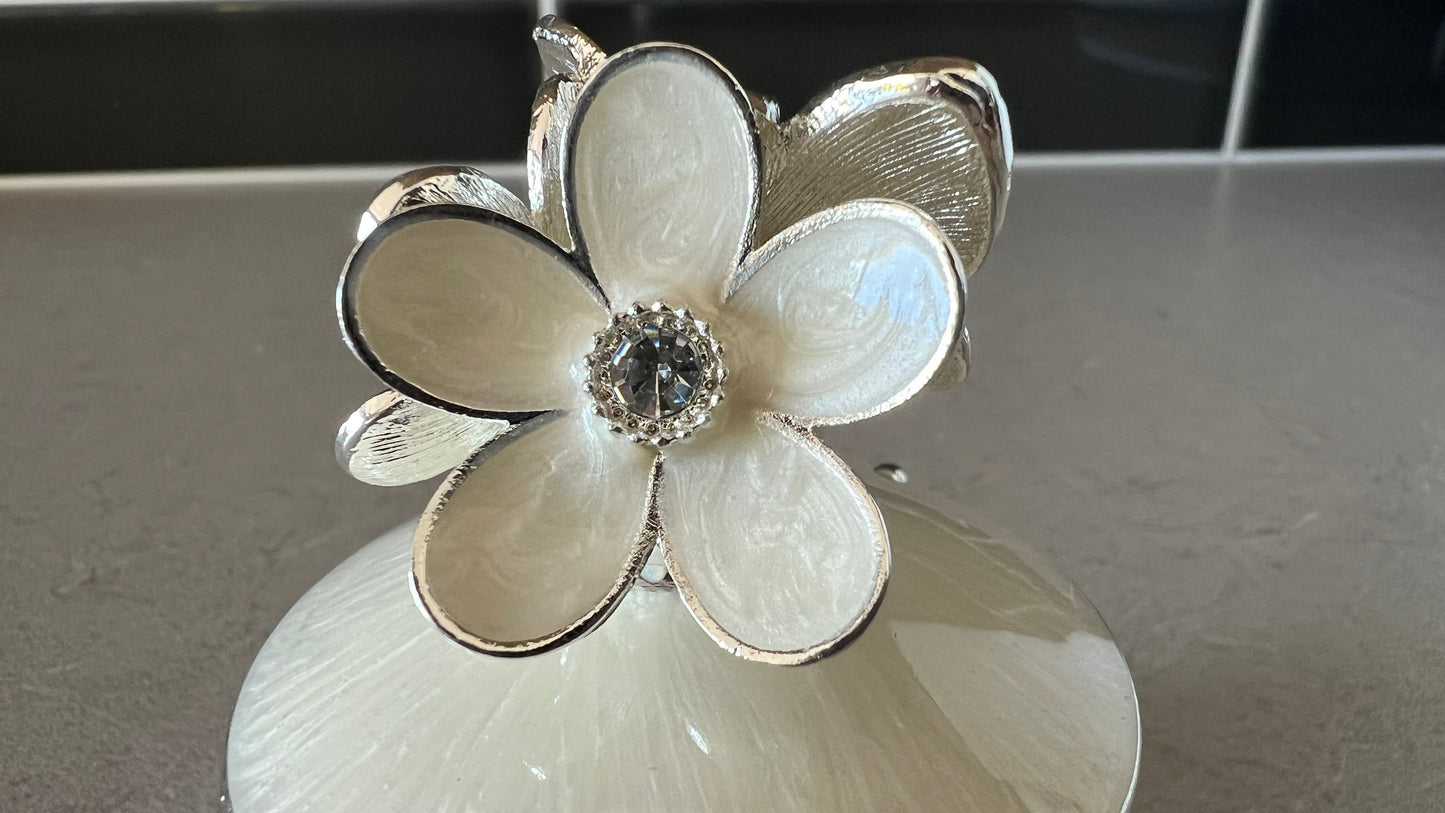 Daisy & Butterfly Trinket Box