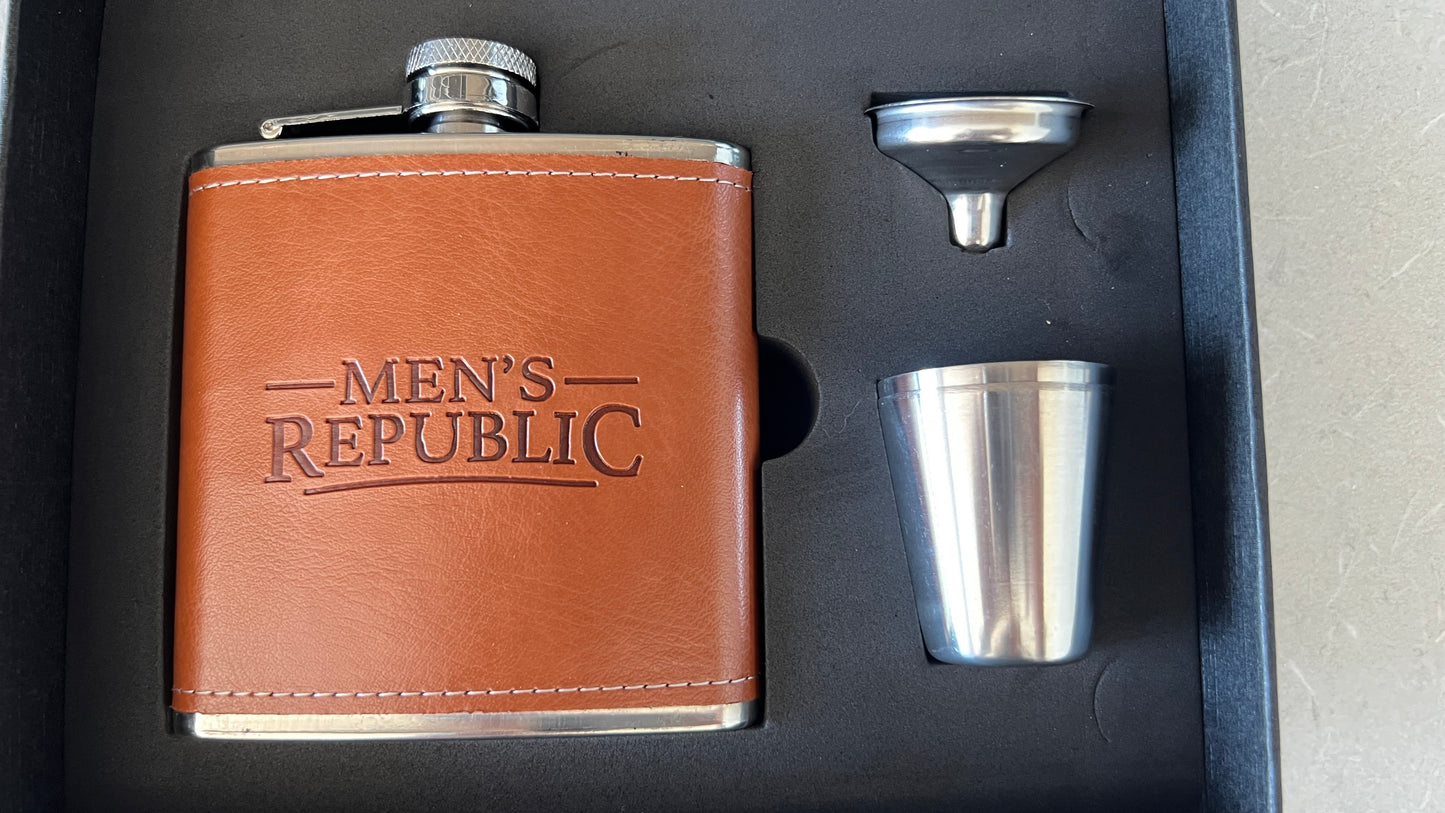 Men's Republic Hip Flask, Funnel and 2 Cups