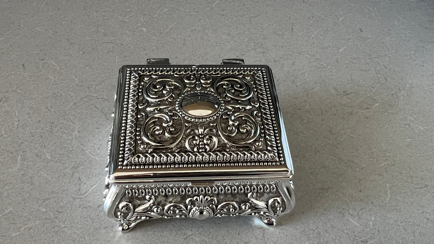 Beatrix Jewellery Box