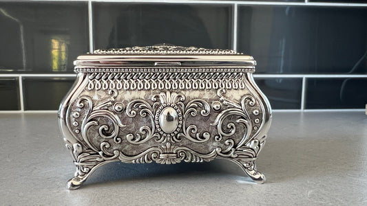 Beatrix Jewellery Box